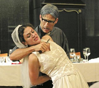 FREISTIL Theater Dinner-Krimi Mord am Hochzeitsabend Basel Safran Zunft