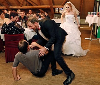 FREISTIL Dinner-Krimi: Mord am Hochzeitsabend in Niederglatt